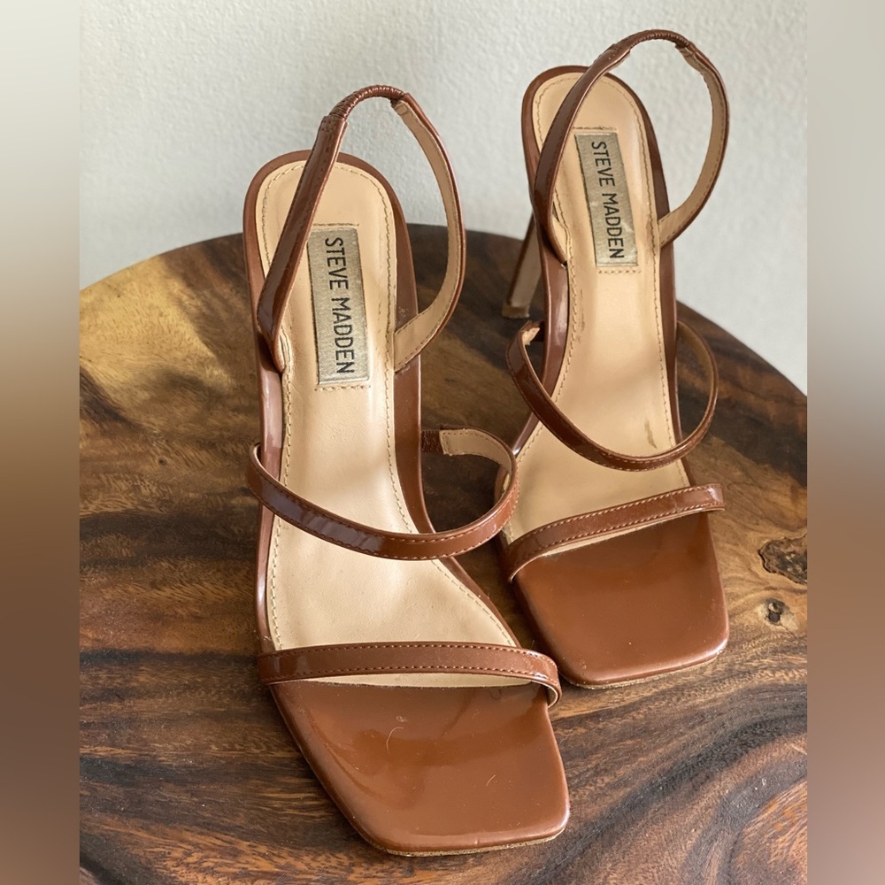 STEVE MADDEN BROWN HEELS